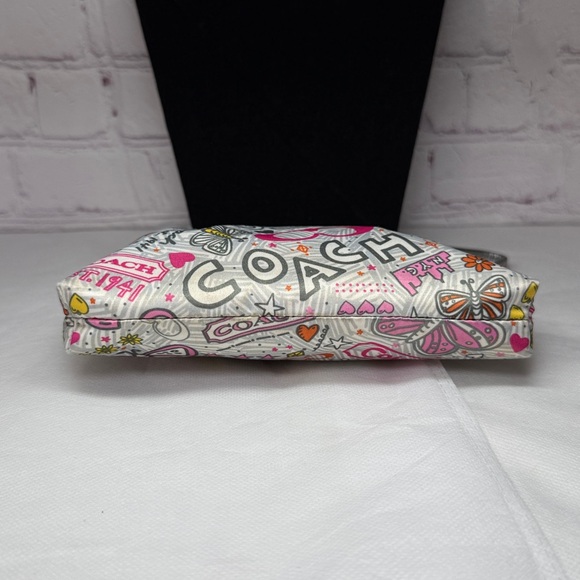 Coach Poppy Butterfly Graffiti Satan Wristlet Hangtag Silver Metallic LeatherEUC - Picture 7 of 16